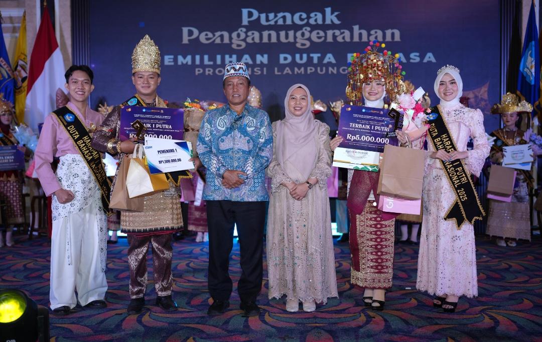 Lestarikan Aksara Lampung Lewat Meta AI, Ini Juara Duta Bahasa 2026