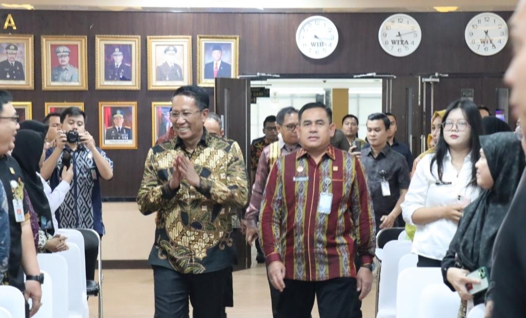 Kunjungi Kanwil Kemenkum, Menteri Hukum RI Supratman Andi Agtas Beri Pengarahan Dan Penguatan Tusi