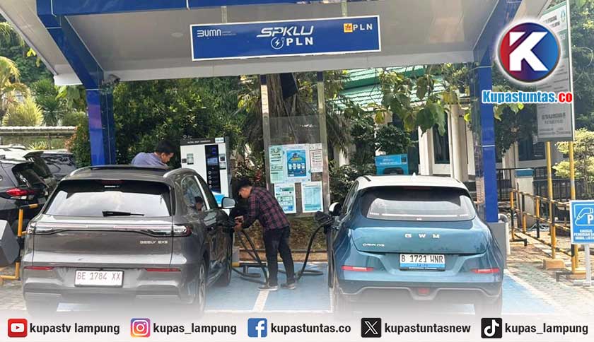 PLN UID Lampung Dorong 100 Persen Kendaraan Operasional Berbasis EV