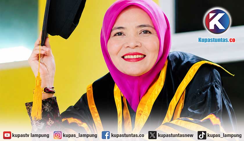 Di Balik Media Sosial: Identitas Generasi Muda yang Terguncang, Oleh: Prof. Dr. Fitri Yanti, M.A