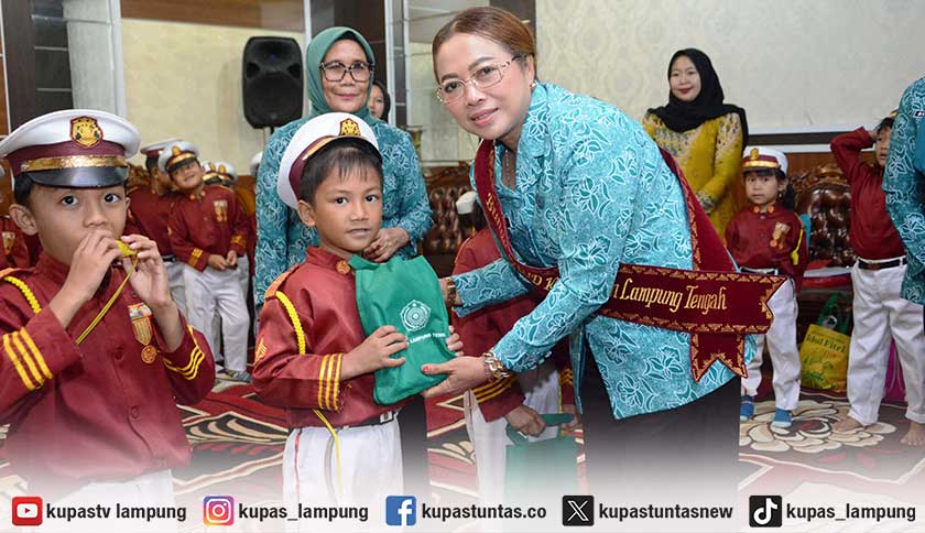 Bunda PAUD Lampung Tengah Sambut Kunjungan Edukatif Anak TK Mi'raj Bumi Aji di Taman Agropark