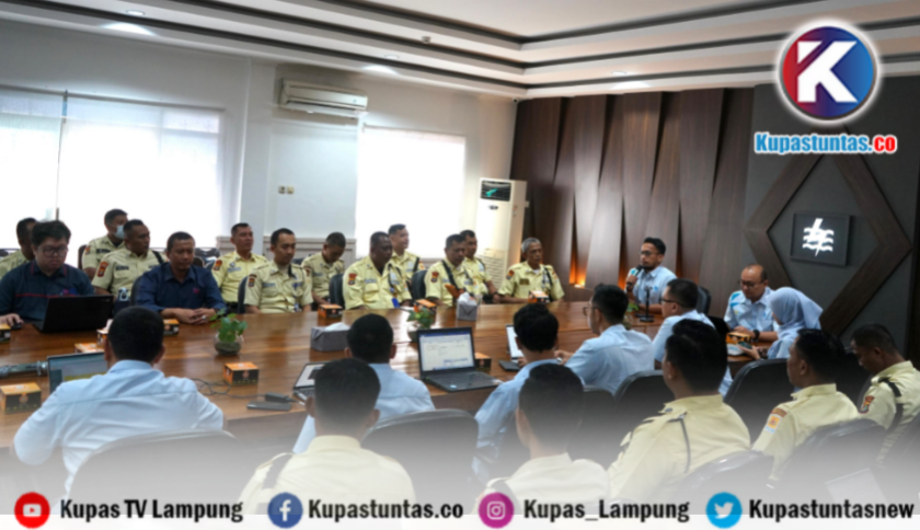 Tingkatkan Kualitas Layanan, PLN Bekali Petugas Garda Terdepan dengan Pelayanan Prima