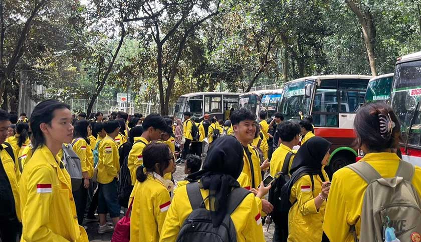 BEM UI Demo di Bundaran HI, Diikuti 3.000 Orang Bawa Lima Tuntutan