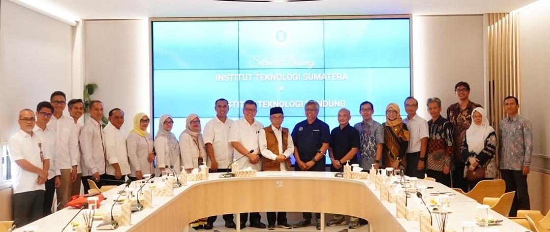 Jelang Akhir Masa Jabatan, Rektor Itera Paparkan Capaian Strategis ke ITB, Ini Sederet Prestasinya