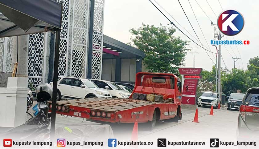 Fave+ Hotel Lampung Diduga Gunakan Trotoar untuk Lahan Parkir