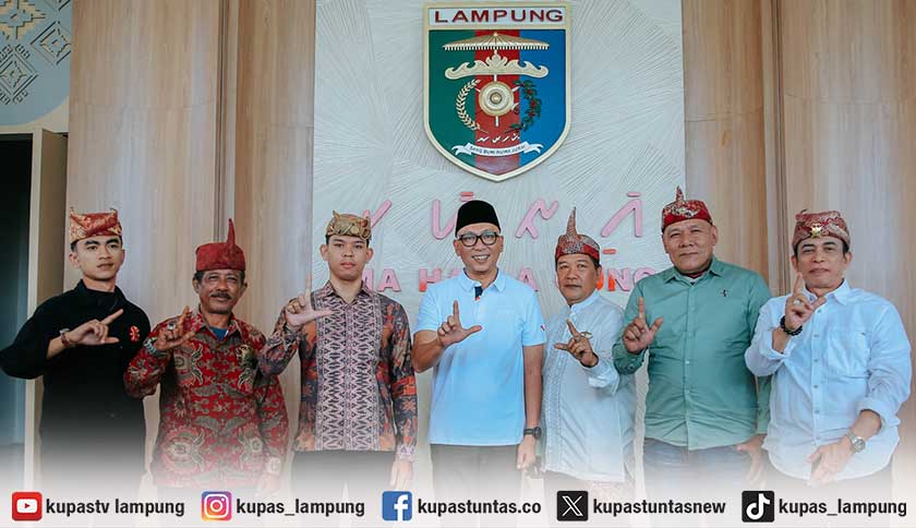Gubernur bersama 5 Tokoh Adat Sai Batin Bahas Penguatan Kebudayaan