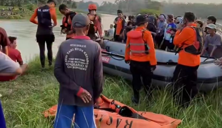 Hari Kedua, Dua Remaja Terseret Arus Sungai di Pringsewu Belum Ditemukan