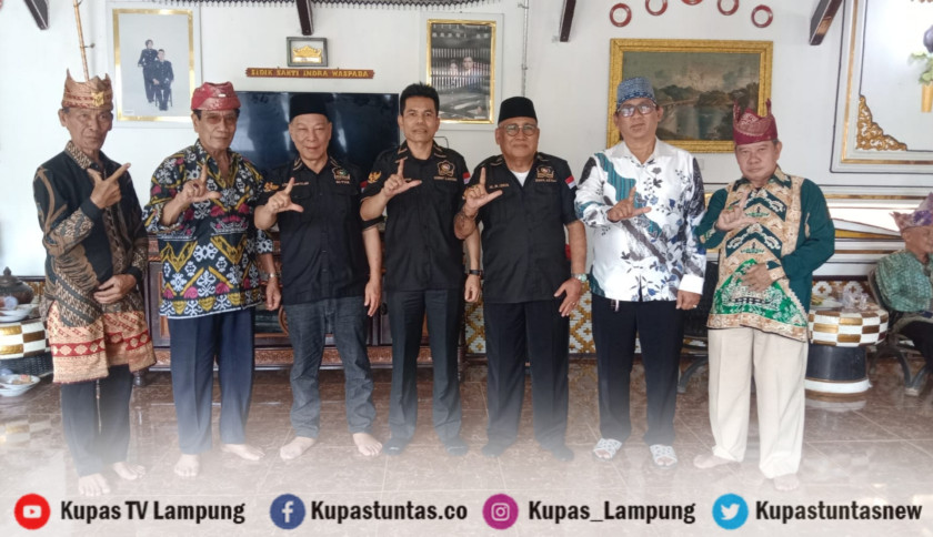 ‎Perkuat Persatuan, Ketua FPK Lampung Silaturahmi ke Ikatan Keluarga Besar Sai Batin Marga Teluk Betung