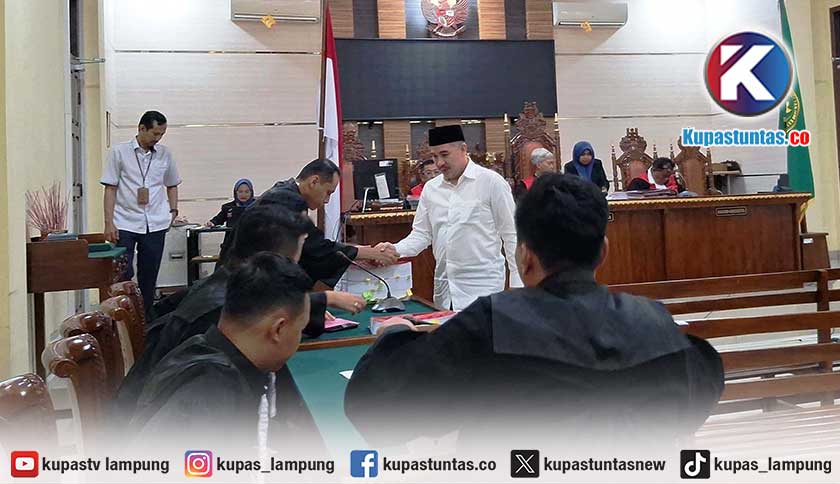 Perkara Korupsi Proyek SPAM, Eks Bupati Pesawaran Dendi Dituntut 11 Tahun Penjara