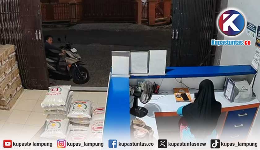 Dalam Hitungan Detik, Motor Honda BeAT di Depan BRI Link Tanggamus Digondol Maling