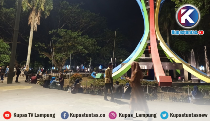 ‎Taman Merdeka Metro, Rumah Harapan Keluarga dan Pedagang Kaki Lima