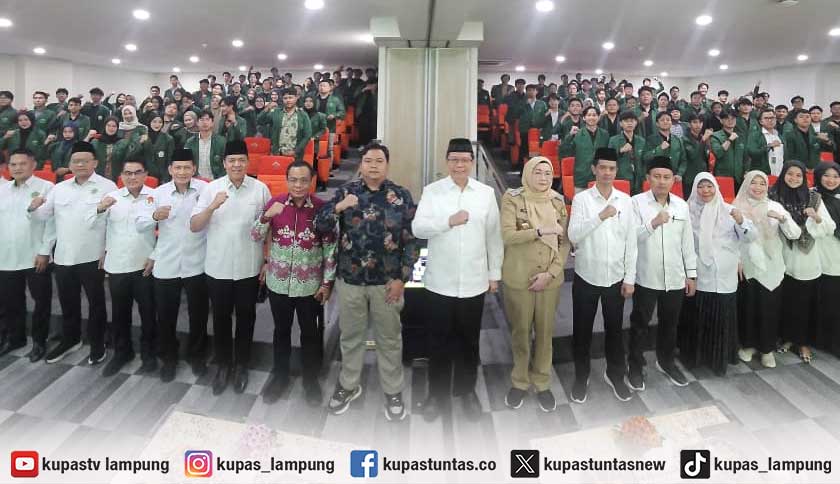 Pembekalan Mahasiswa KKN Transformatif 2026, Rektor: Belajarlah dari Masyarakat