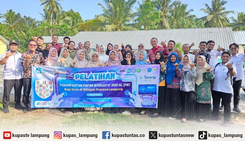 Universitas Teknokrat Indonesia Perkuat Kompetensi Guru melalui PKM di SMAN 1 Seputih Banyak