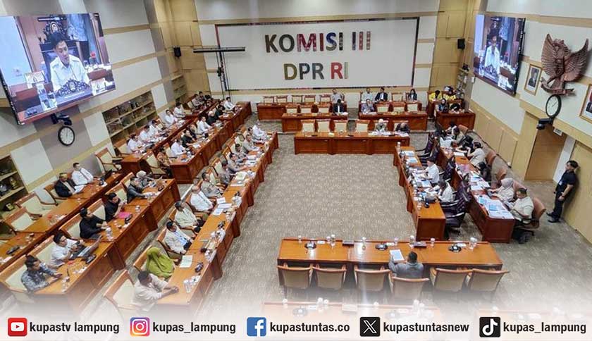 Komisi III DPR Rapat Bahas Kasus Warga Lampung Jual Pertalite Dituding Penimbunan
