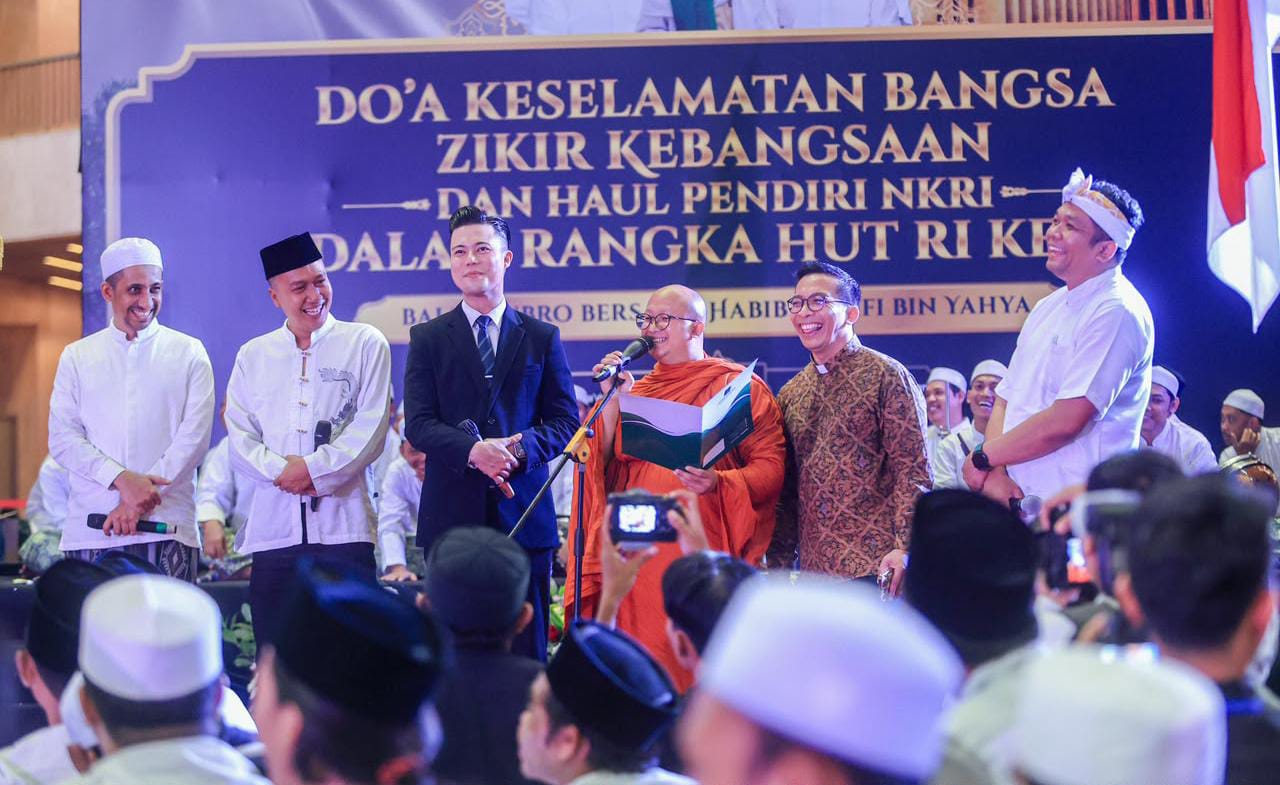 PB JATMA ASWAJA dan Tokoh Muda Lintas Agama Ikrarkan Cinta Tanah Air di Masjid Istiqlal
