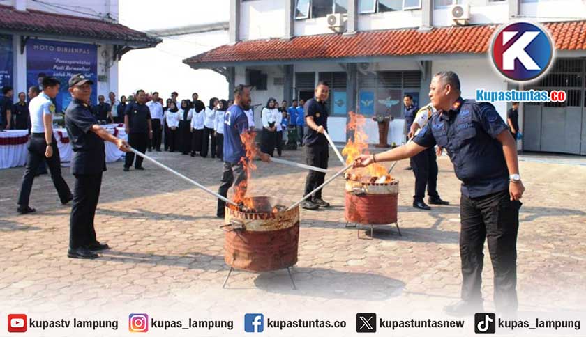 Lapas Kotaagung Tanggamus Musnahkan 522 Barang Sitaan Hasil Razia