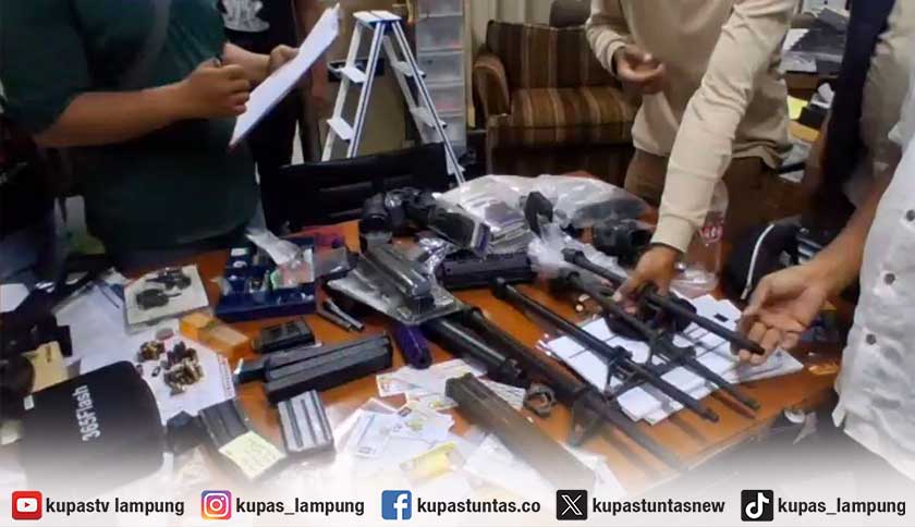 Kronologi Penemuan Nyaris 1.000 Senjata di Sekolah Swasta, Berawal Bongkar Gudang, Berujung Temuan Narkoba dan Dugaan Bunker