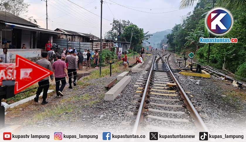 Lansia Pencari Rongsok Tewas Tertemper Kereta Babaranjang di Bandar Lampung