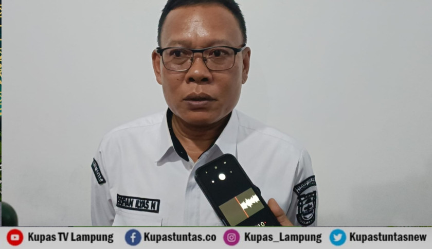 Lurah Gunung Sulah Bantah Isu Asmara dengan Bidan, Sebut Foto Makan Semobil Hasil AI