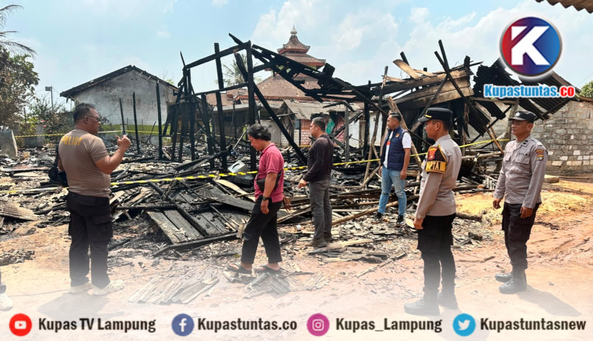 ‎Kebakaran Hanguskan 10 Bedeng Pekerja PT SIL di Tulang Bawang Lampung