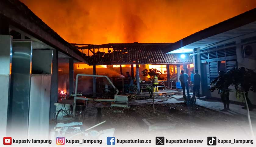 Polisi Selidiki Penyebab Kebakaran RSUD Ryacudu Lampung Utara, Pelayanan Dipastikan Tetap Berjalan