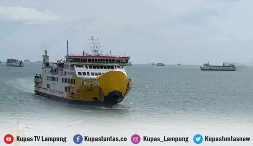 ‎Gunung Anak Krakatau Erupsi, Penyeberangan Merak–Bakauheni Masih Normal