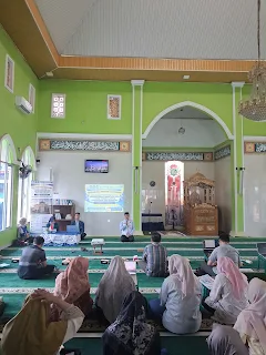 Pengabdian kepada Masyarakat Universitas Lampung Dampingi UMKM Syariah Susun Laporan Keuangan Digital