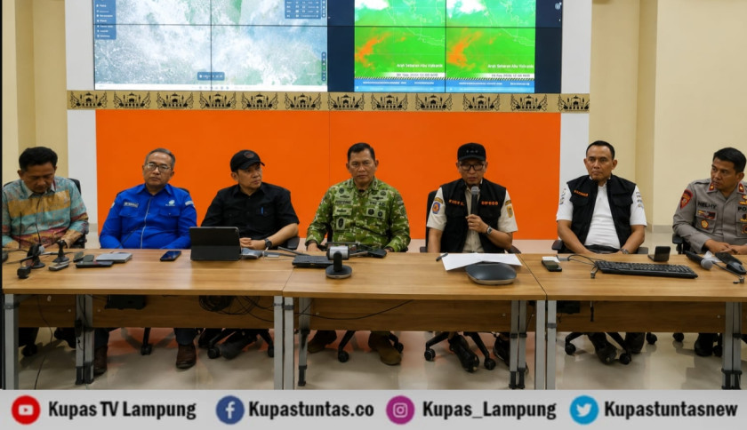 Erupsi Anak Krakatau, Gubernur Mirza Minta Warga Tetap Tenang dan Waspada