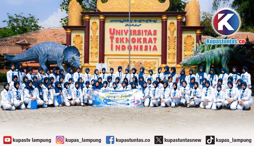 SMKN 2 Terbanggi Besar Kunjungi Universitas Teknokrat Indonesia, Antusias Pelajari Jaringan dan Implementasi AI