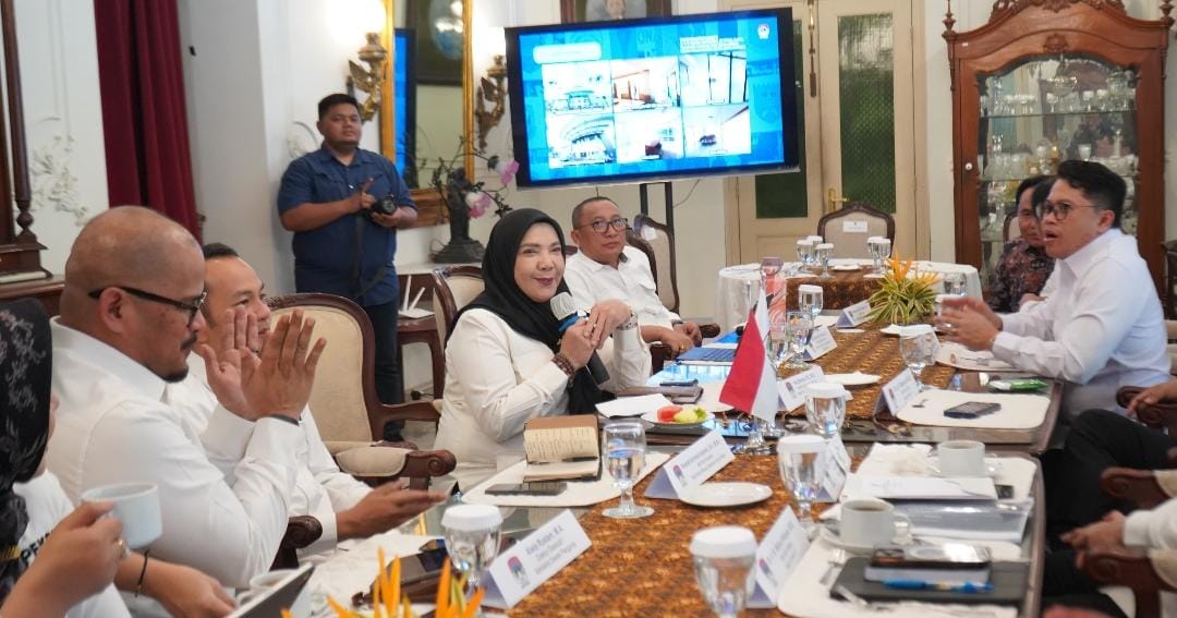 Perjuangkan Fleksibilitas APBD dan PPPK, Bunda Eva Suarakan Aspirasi Daerah di Rapat APEKSI Solo