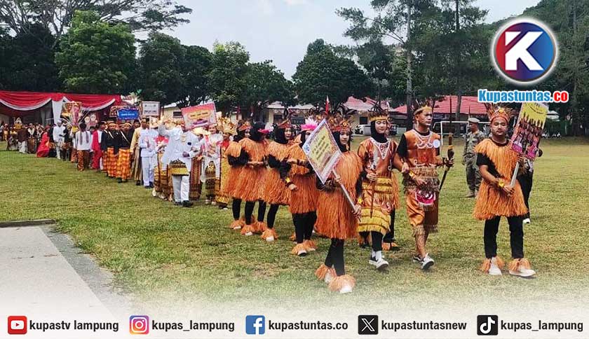 Semarak HUT ke-35 Lampung Barat, Warga Disuguhkan Parade Budaya Nusantara