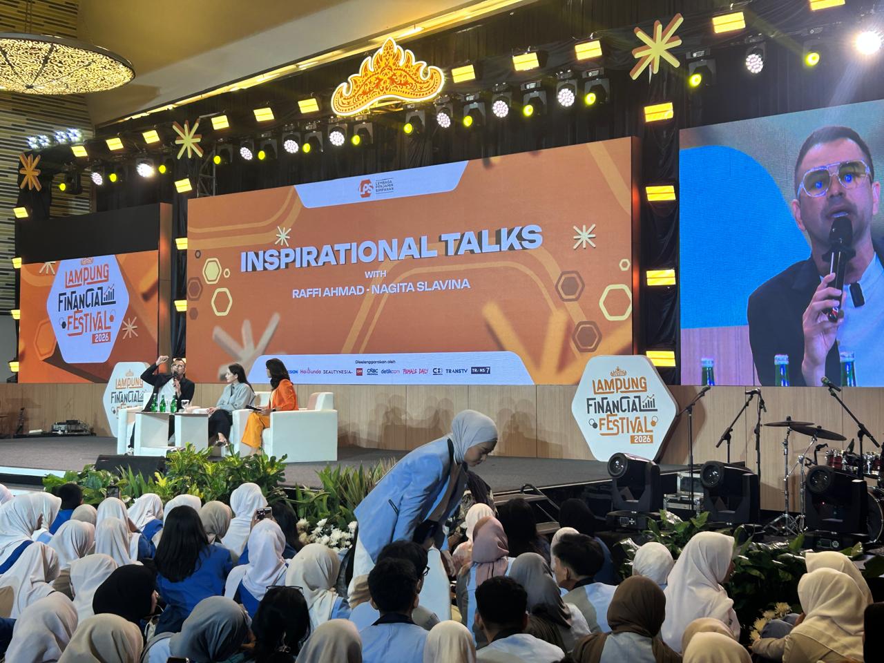 Lampung Financial Festival 2026 Dibuka, Raffi Ahmad dan Nagita Slavina Ikut Meriahkan Suasana