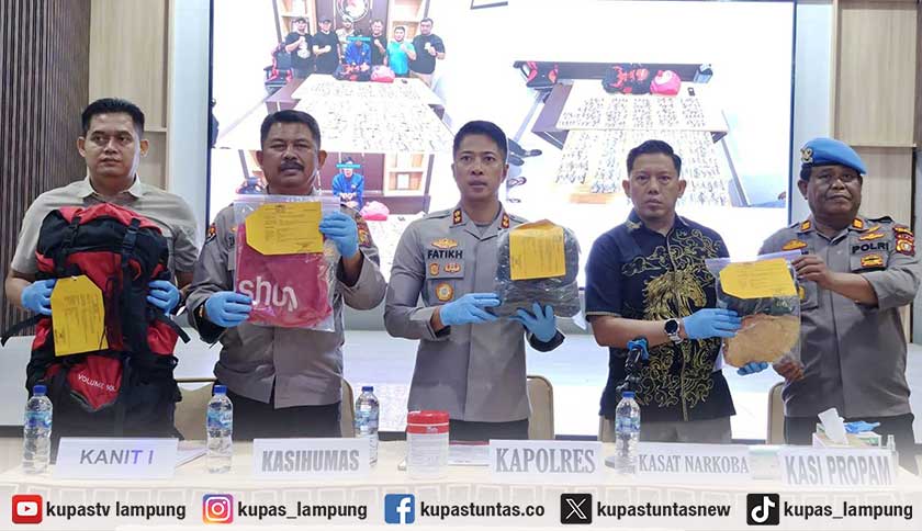 Kurir Asal Lampung Bawa 296 Vape Narkoba Senilai Rp880 Juta, Ditangkap di Dumai