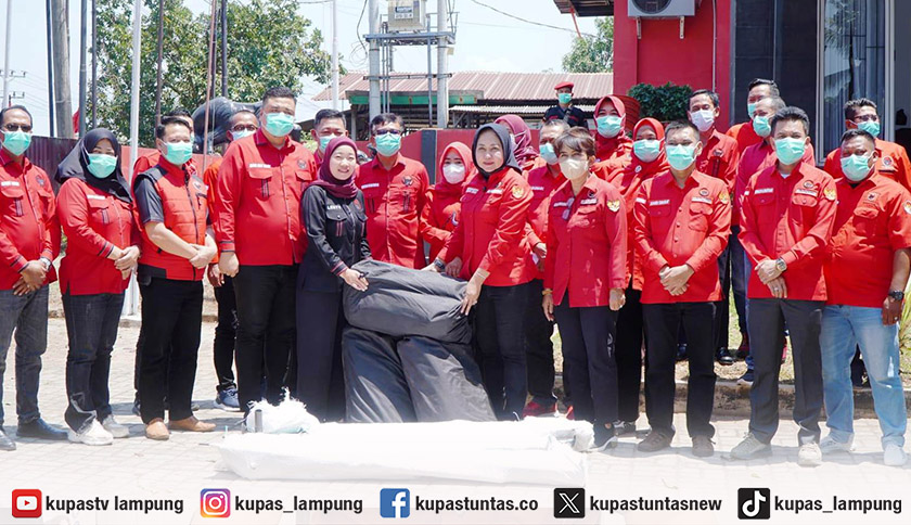 PDI Perjuangan Lampung Perkuat Mitigasi dan Salurkan Bantuan untuk Wilayah Terdampak GAK