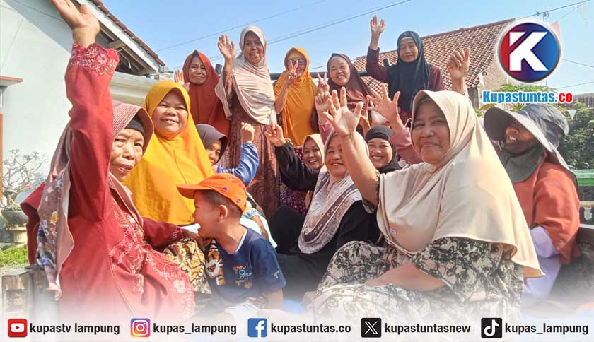 Viral! Ratusan Emak-emak di Pemalang Patungan untuk Pencalonan Waindun Sebagai Calon Kades Sungapan