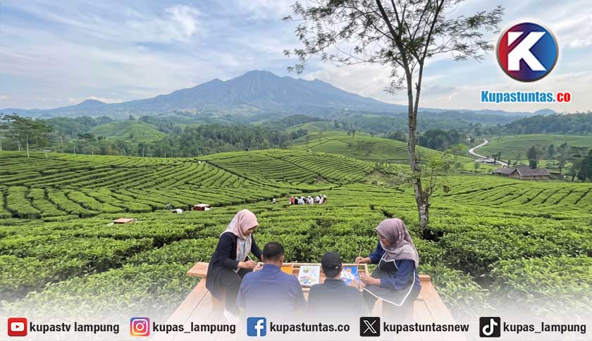 PTPN I Regional 5 Hadirkan Serunya Membatik di Kesejukan Kebun Teh Wonosari
