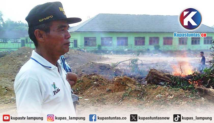 Tokoh Mesuji Sebut Sekolah Negeri Minim Buku: Pendidikan Kita Sedang Akut
