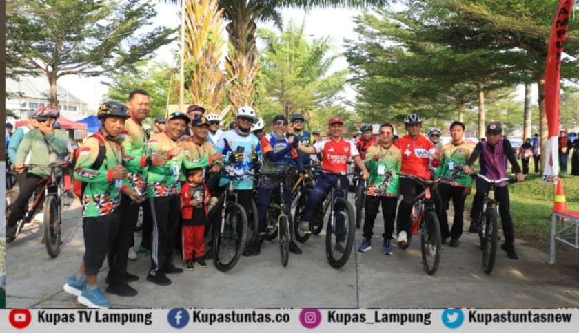 Ratusan Goweser Ramaikan Fun Bike HUT ke-35 Lampung Barat