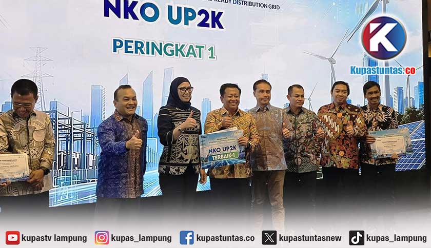 Hari Pelanggan Nasional, UP2K Lampung Raih NKO Terbaik Unit UP2K Nasional