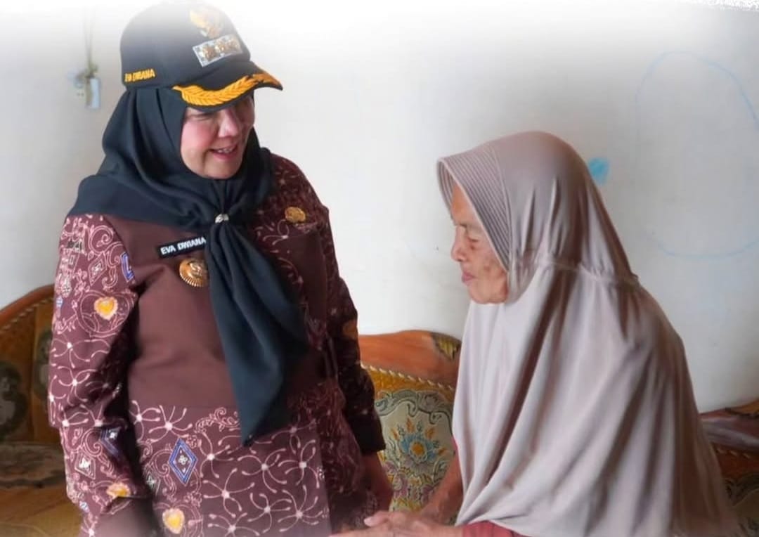 Pemkot Bandar Lampung Salurkan Puluhan Alat Kesehatan untuk Disabilitas di Tiga Kecamatan