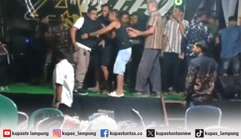 Pukul Kru Musik di Atas Panggung, Anggota DPRD Lampung Barat Dilaporkan ke Polisi