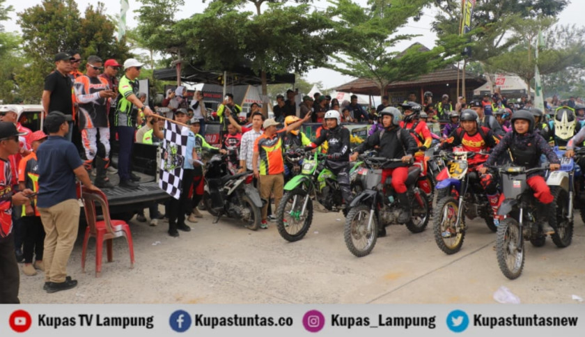 Ribuan Rider Ramaikan Adventure Trail Gas Lambar 1 di Lampung Barat