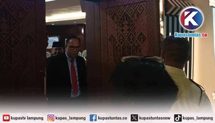 Tiga Calon Rektor Unila Diminta Keluar dari Ruang Sidang Senat