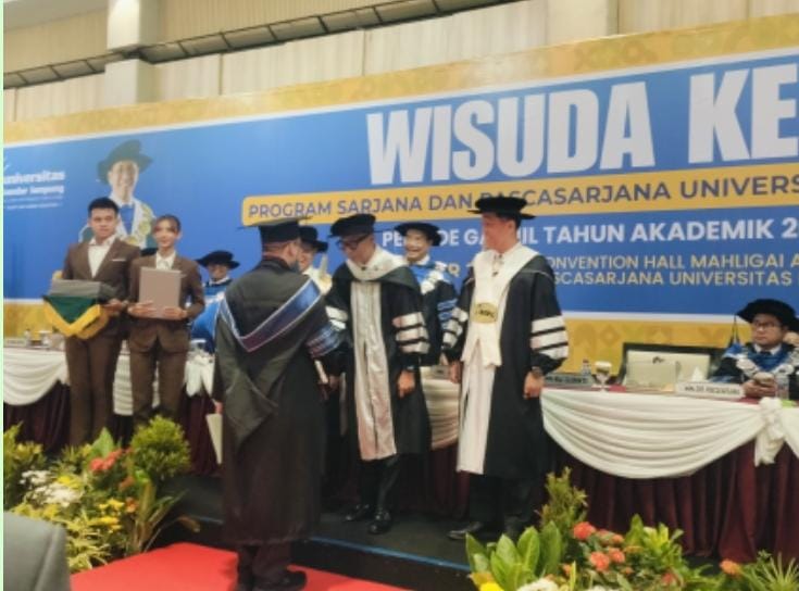 Cetak Sejarah Luluskan Doktor Pertama, UBL Kukuhkan 539 Wisudawan Periode Ganjil 2026