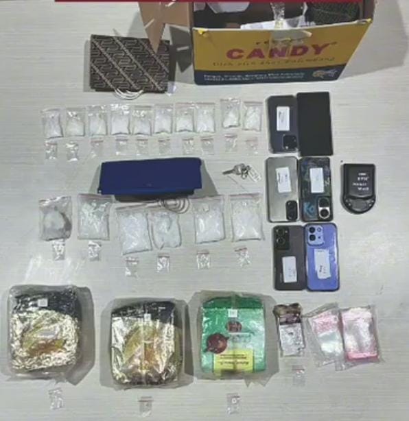 Sabu Disimpan dalam Kardus Tiga Orang Ditangkap