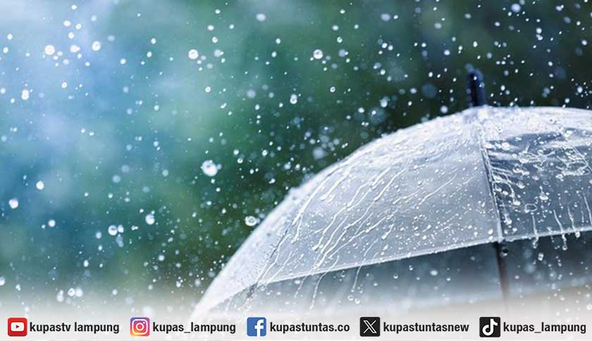 BMKG Prediksi Hujan Lebat pada Desember, tetapi Musim Hujan Lebih Pendek