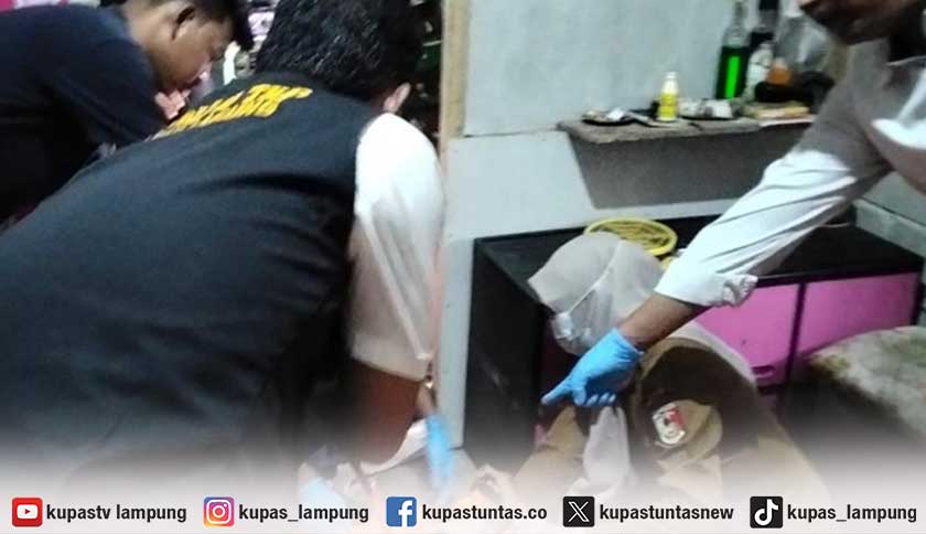 Satu Keluarga Ditemukan Tewas Dalam Rumah di Tulang Bawang, Polisi Kejar Terduga Pelaku