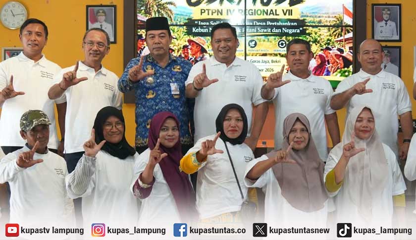 PTPN IV Regional VII Perkuat Kepedulian ke Warga Bekri, Salurkan Sumur Bor hingga Bantuan Olahraga