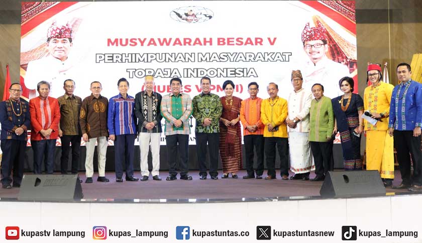 Mentan Amran Ajak Masyarakat Toraja Kembangkan Komoditas Unggulan Daerah
