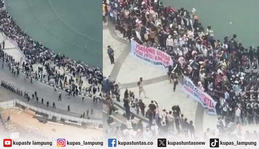 Ribuan Mahasiswa Kepung Bundaran HI, Sampaikan Lima Tuntutan